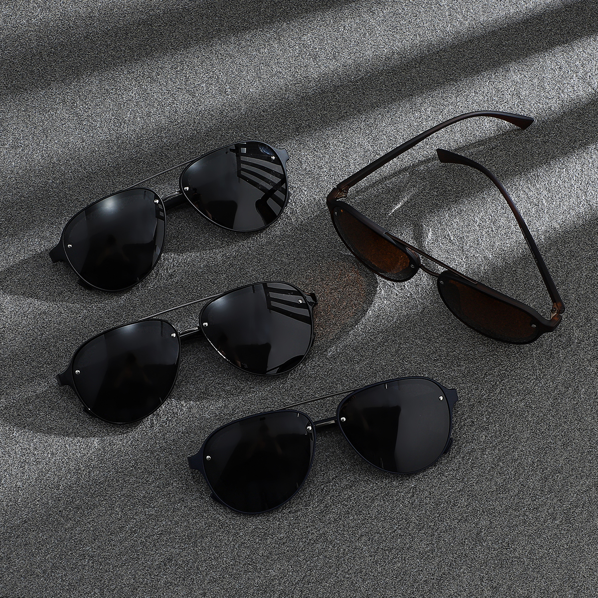 CHALK Polarized Men's Sunglass - Vintage Fashion Runway ulasan dan harga