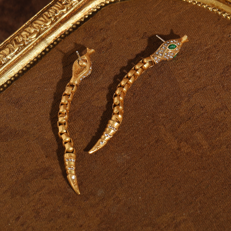 Drop Earring Vintage For Women - Vintage Fashion Vogue ulasan dan harga