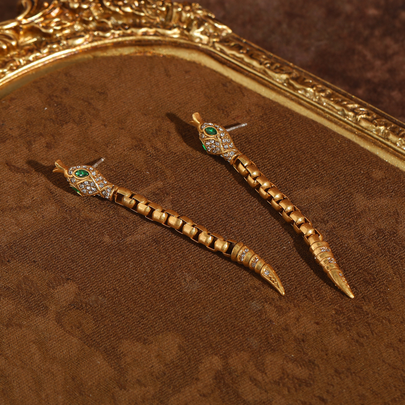 Drop Earring Vintage For Women - Vintage Fashion Vogue ulasan dan harga